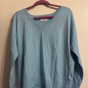 Old Navy Sky Blue V-Neck Top Size Large